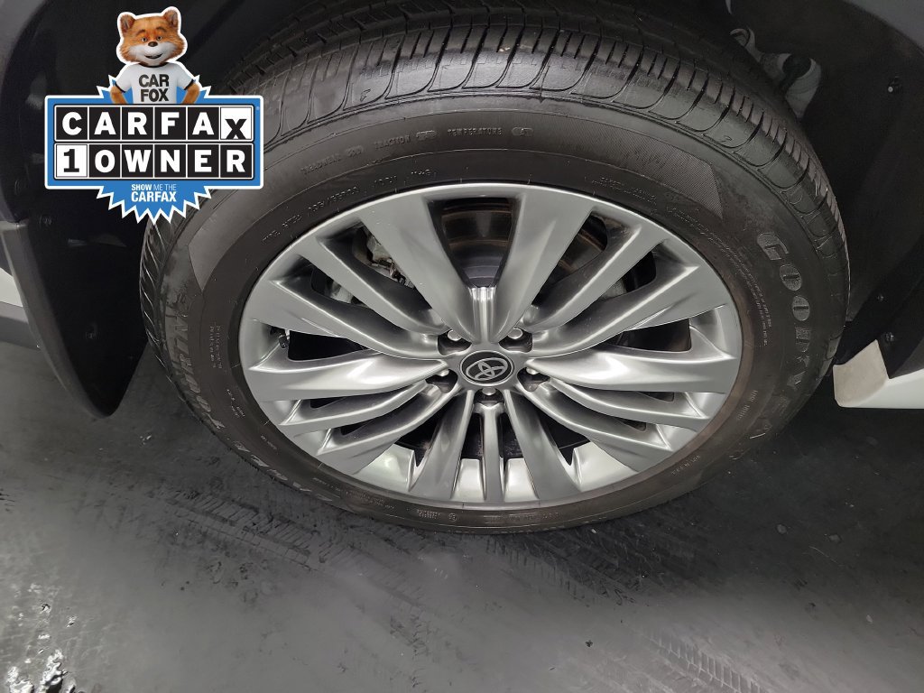 Used 2026 Toyota Highlander Platinum AWD/4WD image 11