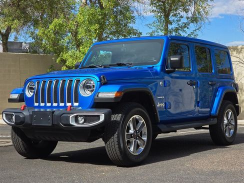 Used 2021 Jeep Wrangler Unlimited Sahara AWD/4WD image 5