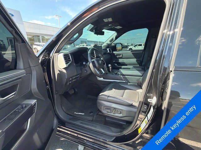 Used 2024 Toyota Tundra Platinum AWD/4WD image 10