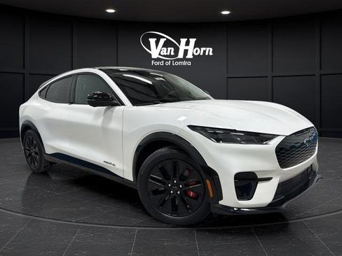 Used 2025 Ford Mustang Mach-E Premium w/ Sport Appearance Package image 1