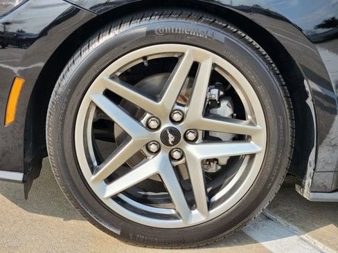 Used 2026 Ford Mustang Premium RWD image 10