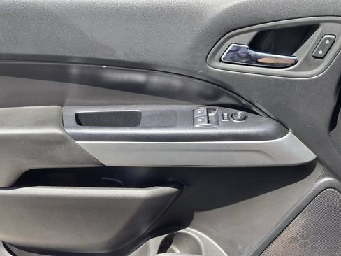 Used 2022 Chevrolet Colorado LT w/ Fleet Safety Package RWD image 24