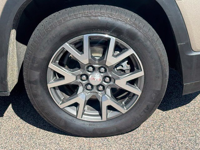 Used 2023 GMC Acadia SLE w/ Driver Convenience Package AWD/4WD image 17