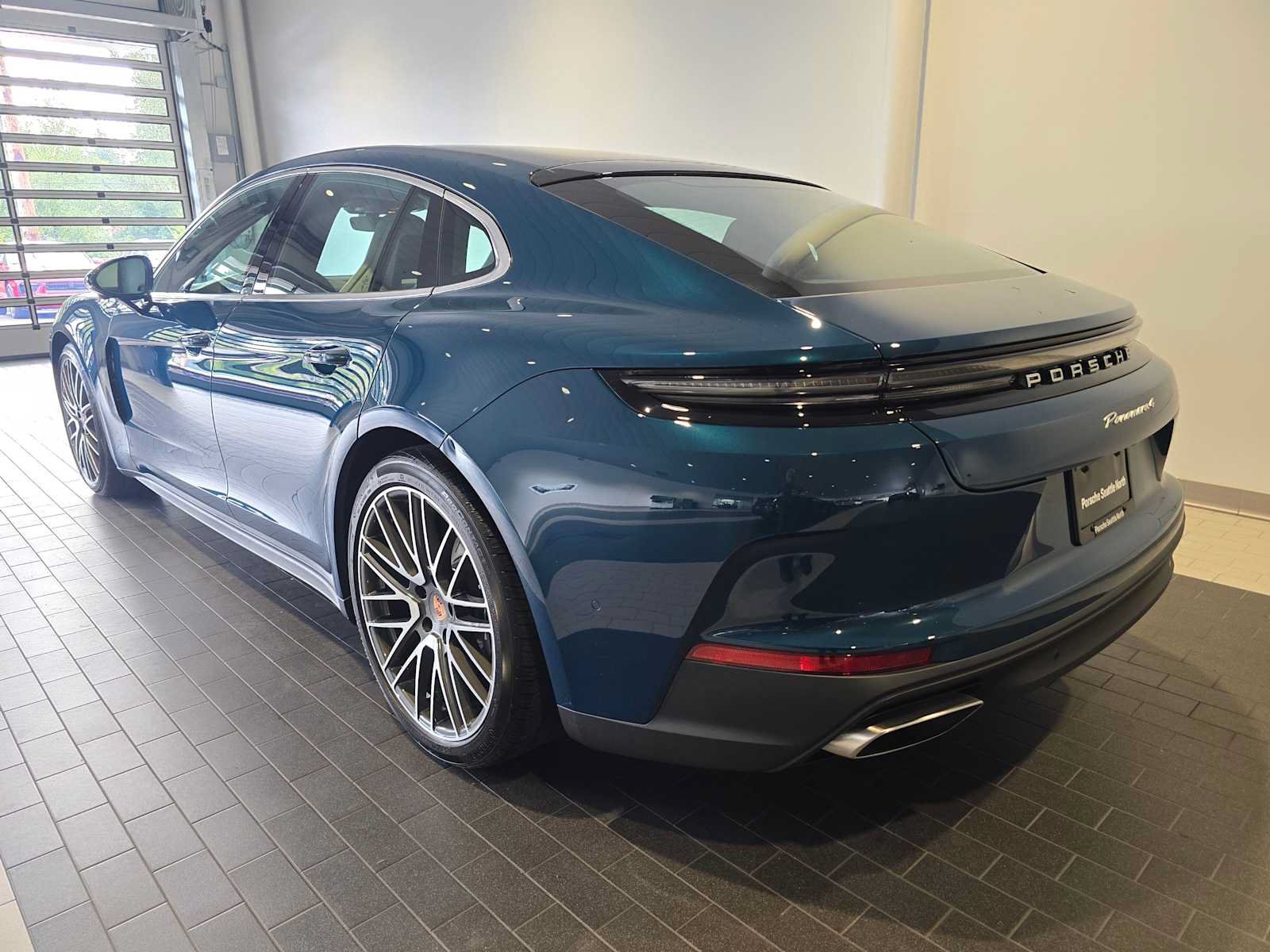 New 2026 Porsche Panamera 4 AWD/4WD image 3