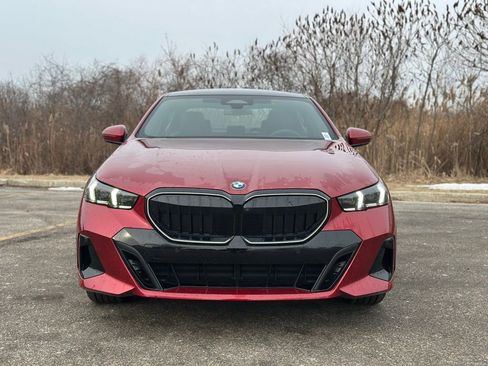 New 2026 BMW 530i xDrive w/ M Sport Package AWD/4WD image 2