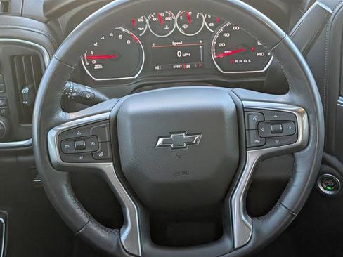 Used 2022 Chevrolet Silverado 1500 RST image 15