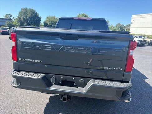 Used 2020 Chevrolet Silverado 1500 Custom w/ Custom Value Package RWD image 8