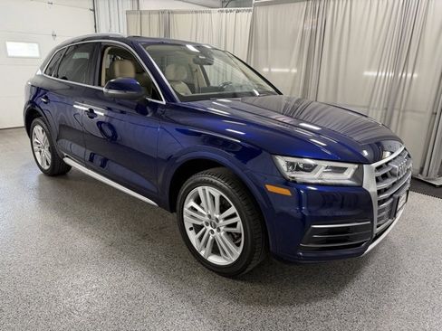 Used 2018 Audi Q5 2.0T Premium Plus w/ Premium Plus Package image 3