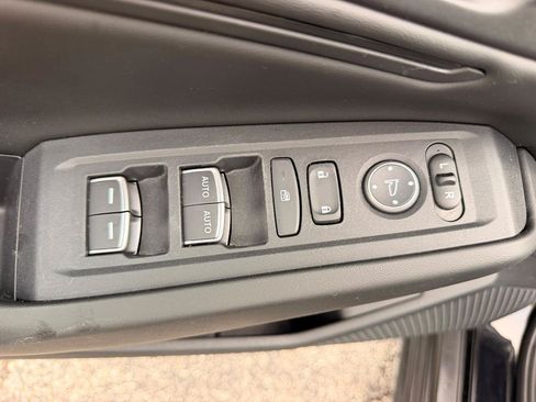 Used 2025 Honda Accord SE image 27