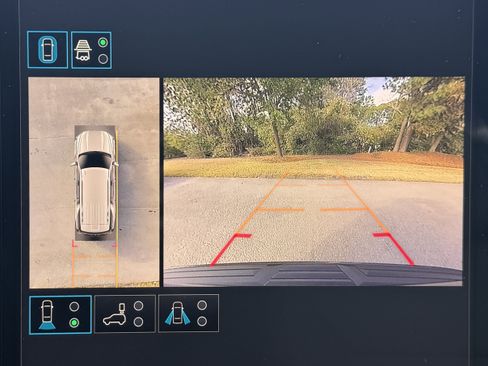 New 2026 GMC Yukon Elevation image 30