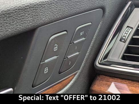 Used 2022 Audi Q5 2.0T Prestige w/ Prestige Package image 29