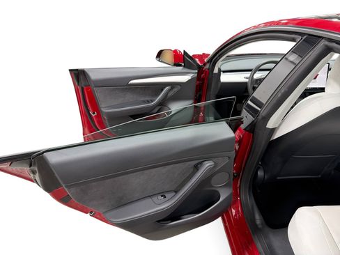 Certified 2023 Tesla Model 3 Standard Range RWD image 10