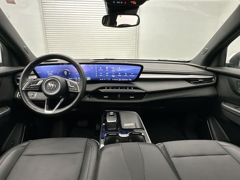 Used 2025 Buick Enclave Preferred w/ Power Package AWD/4WD image 15