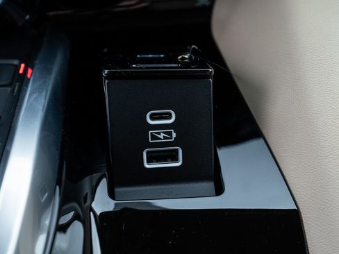 Certified 2023 Acura MDX SH-AWD w/ Technology Package image 35