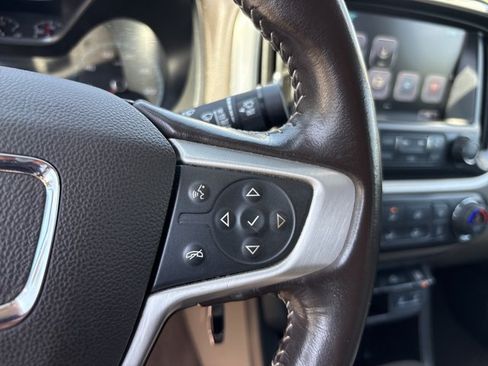 Used 2017 GMC Canyon SLT w/ Driver Alert Package RWD image 18