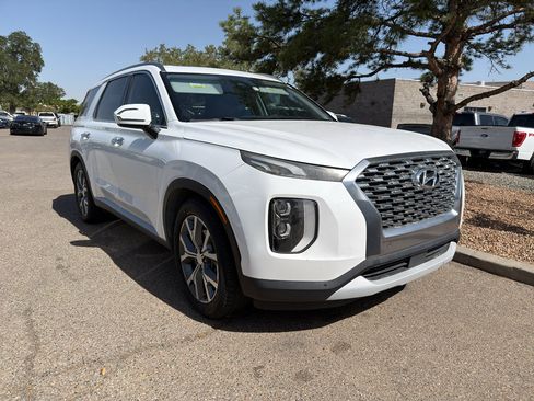 Used 2020 Hyundai Palisade SEL AWD/4WD image 3