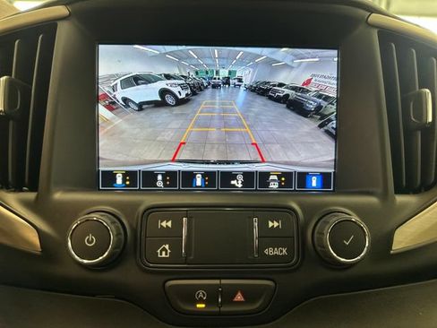 Used 2024 GMC Terrain Denali w/ Denali Premium Package AWD/4WD image 34