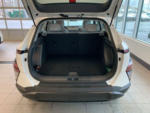 New 2026 Hyundai Kona SE image 15