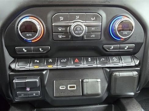 Used 2019 Chevrolet Silverado 1500 LT Trail Boss image 19