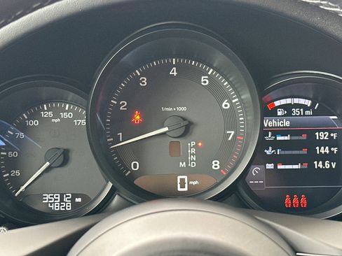 Certified 2023 Porsche Macan image 25