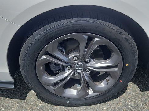 Used 2024 Honda Accord EX image 7