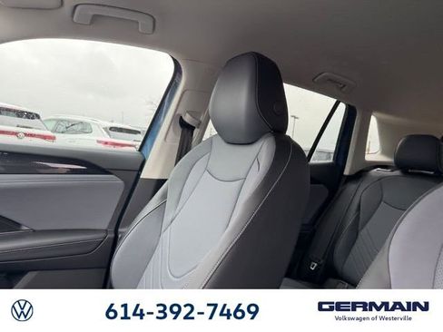 New 2026 Volkswagen Tiguan SE image 20