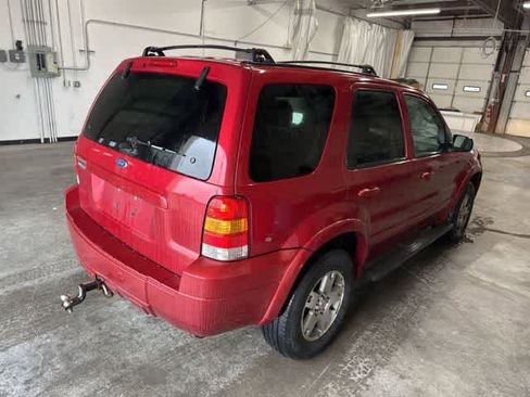 Used 2005 Ford Escape Limited AWD/4WD image 19