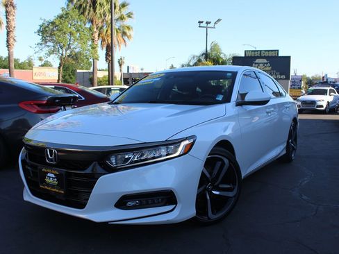 Used 2018 Honda Accord Sport image 35