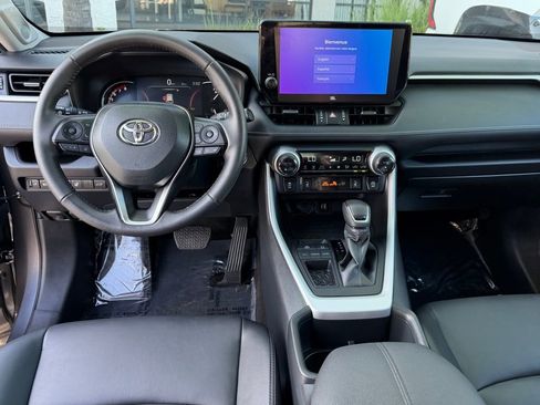 Used 2024 Toyota RAV4 XLE Premium image 29