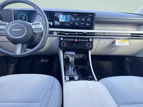 New 2026 Hyundai Tucson SEL FWD image 11