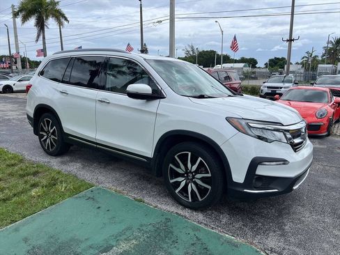 Used 2022 Honda Pilot Touring image 4
