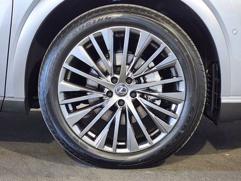 New 2026 Lexus RX 450h AWD image 4