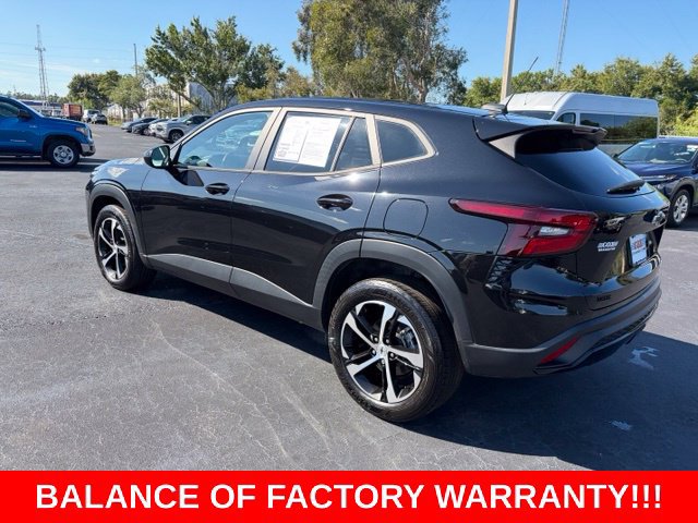 Used 2024 Chevrolet Trax RS w/ Driver Confidence Package FWD image 4