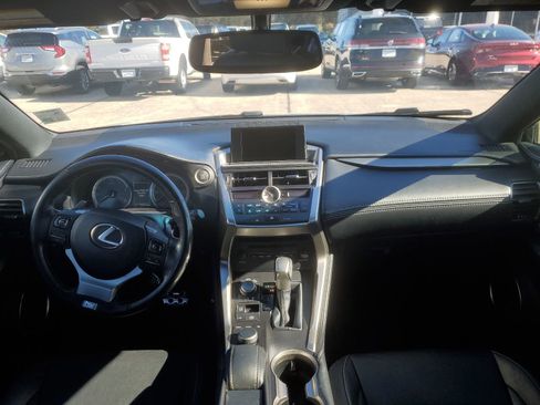 Used 2017 Lexus NX 200t FWD image 10