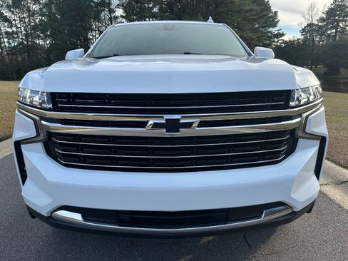 Used 2021 Chevrolet Tahoe LT image 2