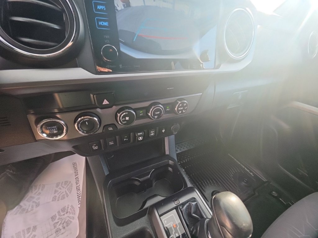 Used 2019 Toyota Tacoma TRD Sport w/ Technology Package AWD/4WD image 22