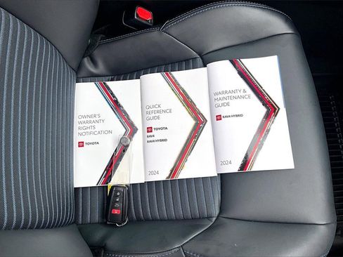 Used 2024 Toyota RAV4 XSE image 11