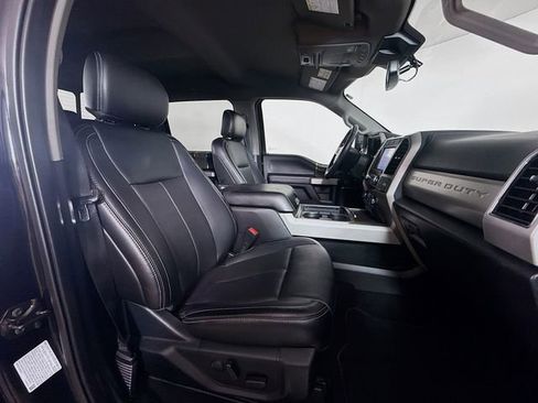 Used 2020 Ford F350 Lariat image 30