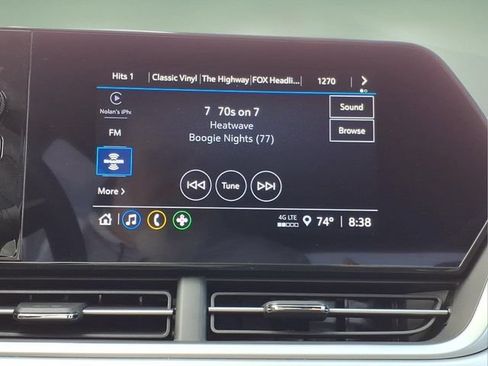 Used 2024 Chevrolet Trax LS w/ LS Convenience Package FWD image 18