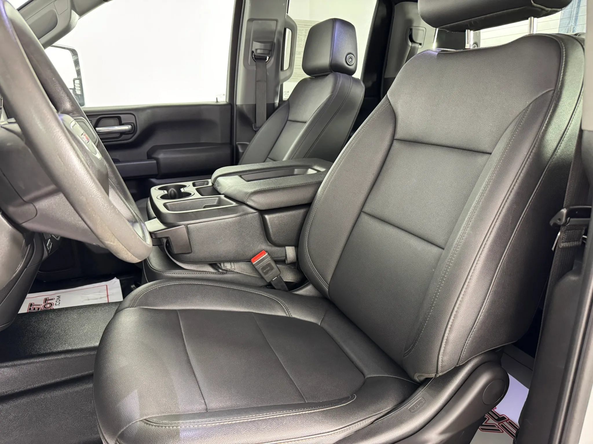 Used 2023 GMC Sierra 2500 Pro w/ Convenience Package AWD/4WD image 29