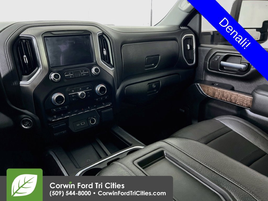 Used 2021 GMC Sierra 3500 Denali w/ Technology Package AWD/4WD image 26