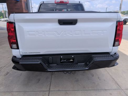 Used 2023 Chevrolet Colorado W/T w/ WT Convenience Package RWD image 2
