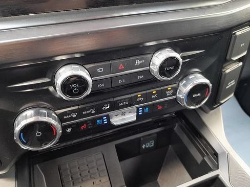 Used 2026 Ford F250 Lariat AWD/4WD image 23