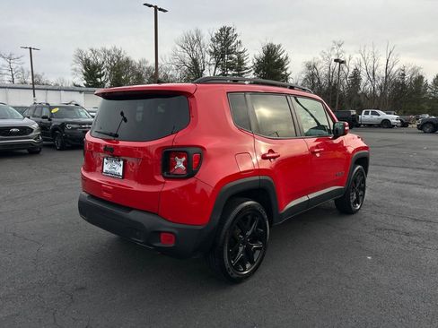 Used 2018 Jeep Renegade Altitude image 14