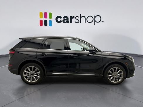 Used 2022 Lincoln Corsair AWD w/ Premium Package image 6