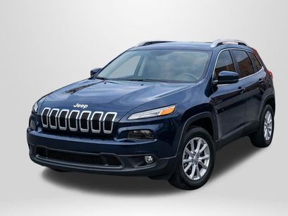 Used 2016 Jeep Cherokee Latitude w/ Cold Weather Group