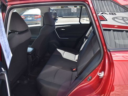 Certified 2025 Toyota RAV4 XLE w/ Convenience Package AWD/4WD image 19