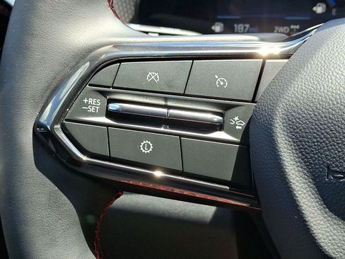 Used 2026 Chevrolet Equinox RS w/ Convenience Package III AWD/4WD image 22