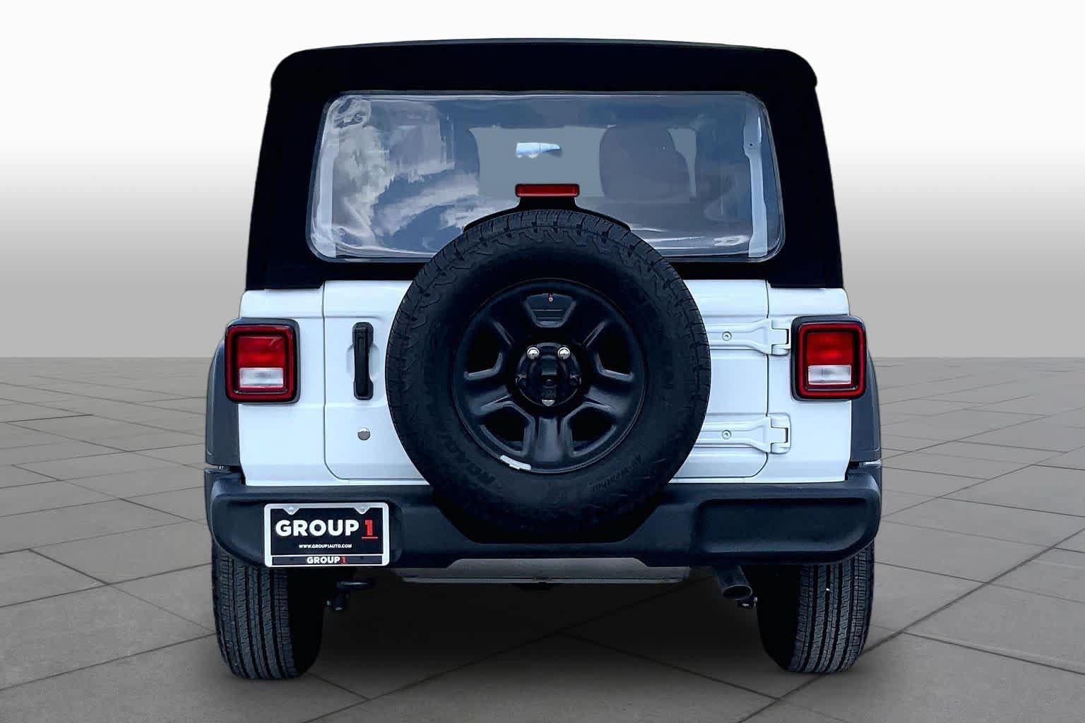 Used 2024 Jeep Wrangler Sport AWD/4WD image 5