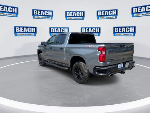 Used 2021 Chevrolet Silverado 1500 LT Trail Boss w/ Convenience Package II AWD/4WD image 6